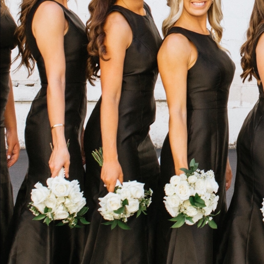 Alfred Sung style long formal dress - Picture 2 of 4
